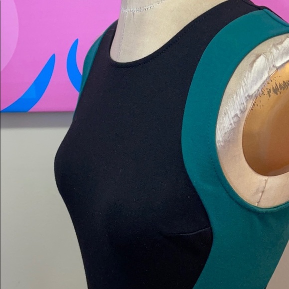 Intermix Black Green BodyCon Top - Picture 8 of 10